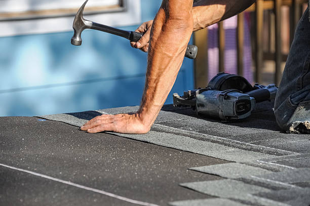 Reliable Roof Repair contractor in Moorhead, MN by Ben Roofing and Steel LLC